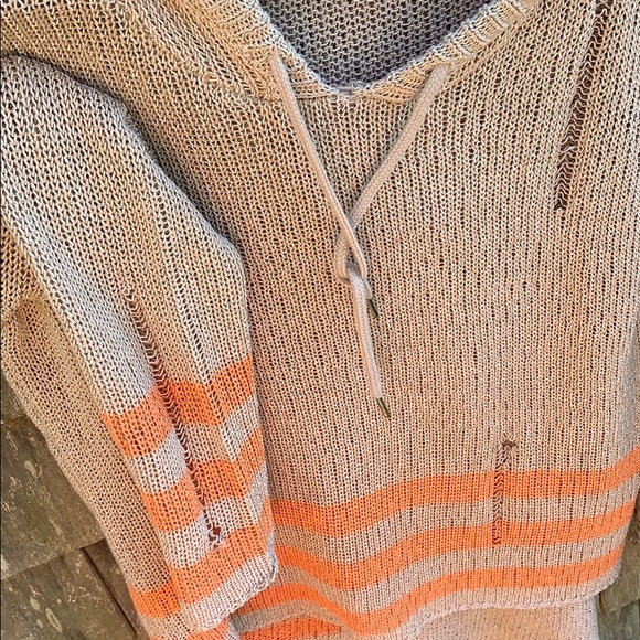 VINTAGE HAVANA | Ditressed Open Knit Hoodie - Picture 9 of 11